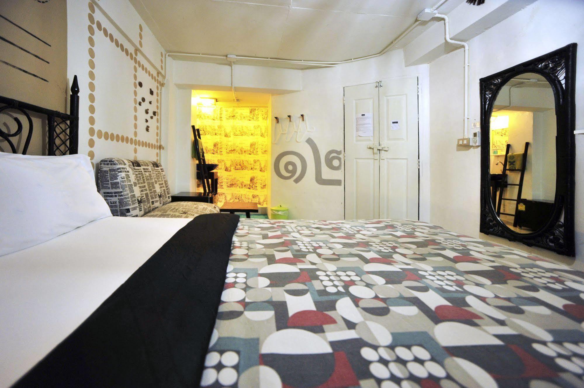 Room@Bangkok Boutique Guesthouse Екстериор снимка